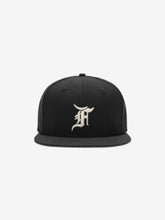 Chicago White Sox 59FIFTY Cap in black featuring a structured six-panel design with a flat brim and a raised metallic silver embroidered logo centered on the front panel.