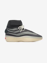 Side profile of Derrick Rose II Basketball Hi in carbon metal grey with cream sole and distinctive high-top design, gallery image 0